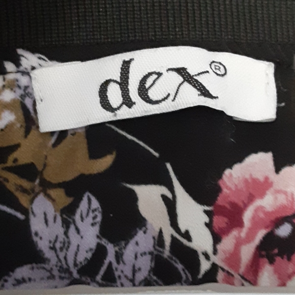 Floral jacket - Picture 3 of 4